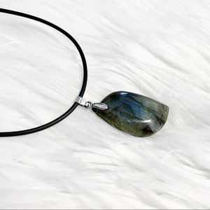 African Handmade Labradorite Gemstone Neck…